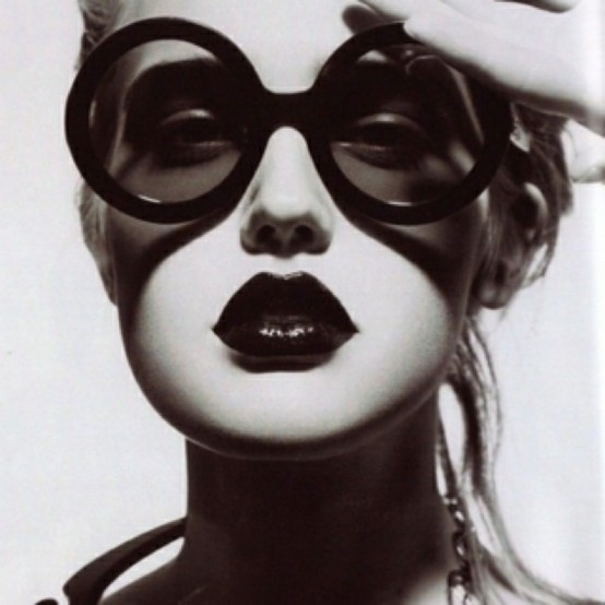 oversized round sunglasses